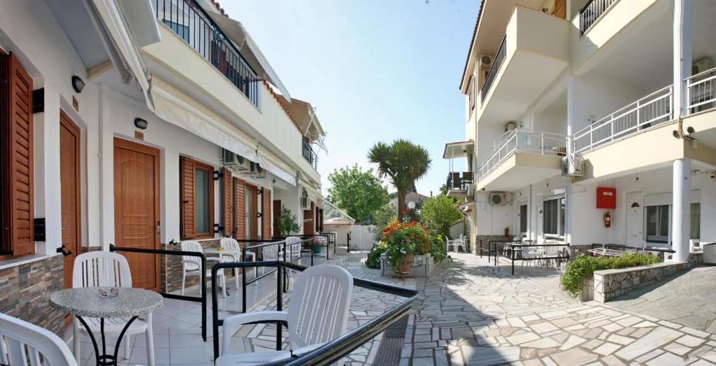 Aklidi Hotel Mytilene Ngoại thất bức ảnh