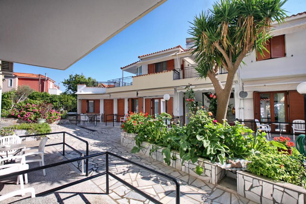 Aklidi Hotel Mytilene Ngoại thất bức ảnh